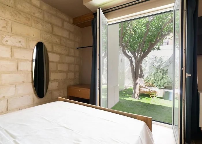 Maison d'hôtes I Giardini Di Cattaro - History & Comfort